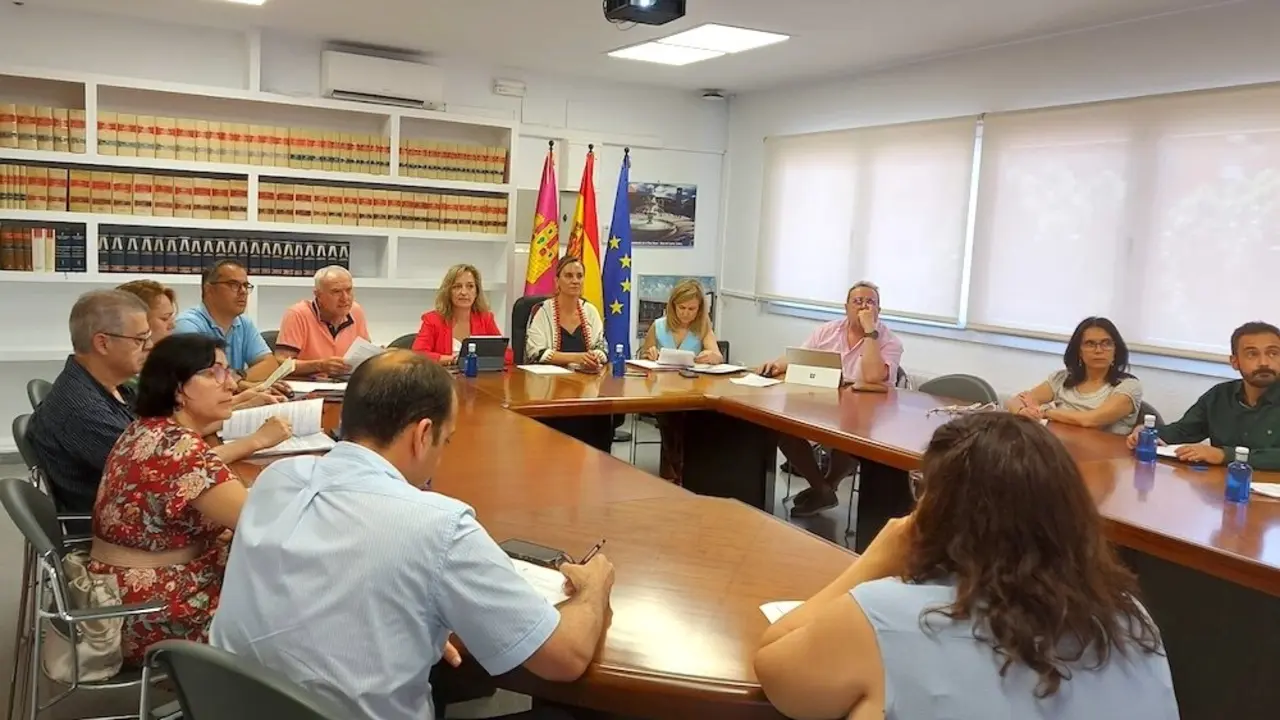 En la imagen un instante de la reunión de la Comisión Provincial de Ordenación del Territorio y Urbanismo de Cuenca