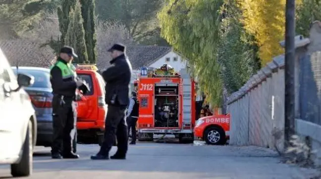 Mueren dos bebés en incendio de una vivienda que se ha podido originar por chimenea