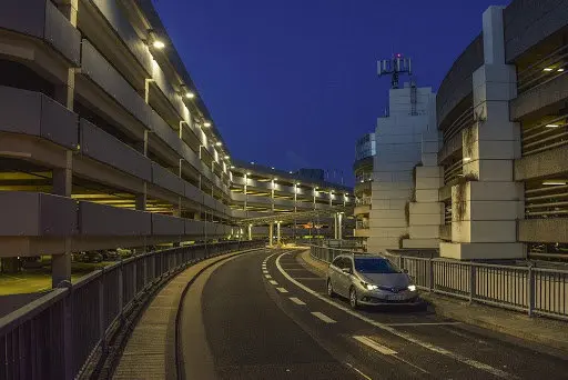 Ventajas de ir en tu propio coche al aeropuerto