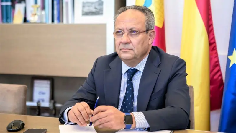 El consejero de Hacienda y Administraciones Públicas, Juan Alfonso Ruiz Molina, ha participado por videoconferencia, en la Conferencia Sectorial para Asuntos de Seguridad Nacional