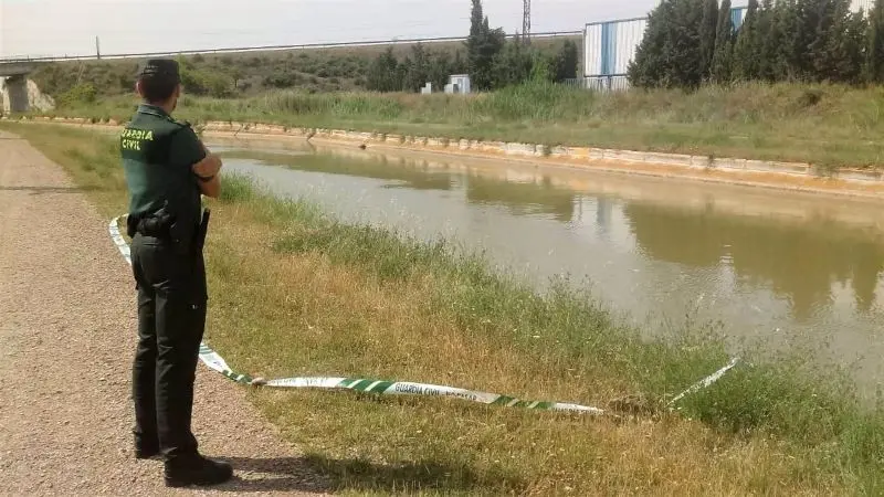 Encuentran muerto a un niño de 13 años desaparecido flotando en el agua de un canal