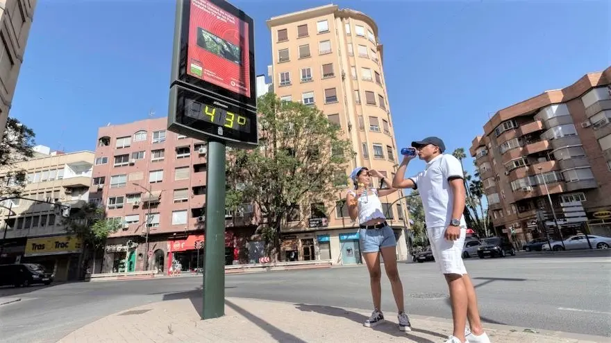 Arranca la ola de calor que superará los 44 grados de día y los 25 de noche, calor, verano, temperatura, tiempo