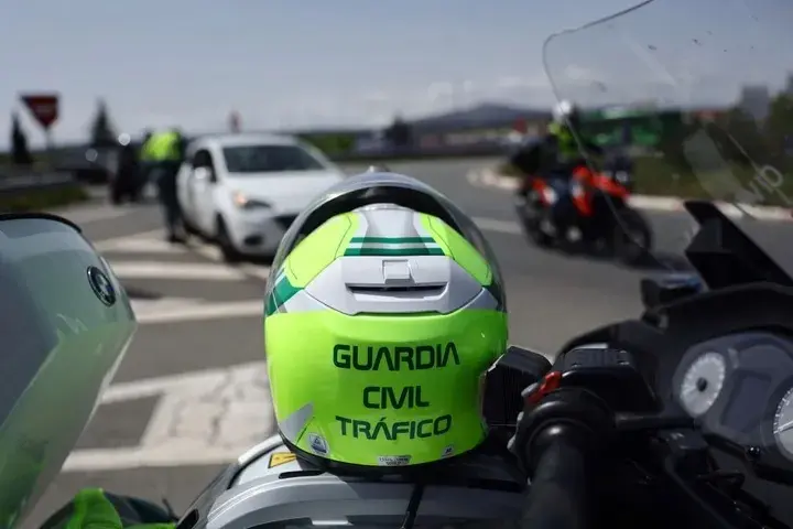 La Guardia Civil desmiente el vídeo viral con su nuevo método para hacer frenar