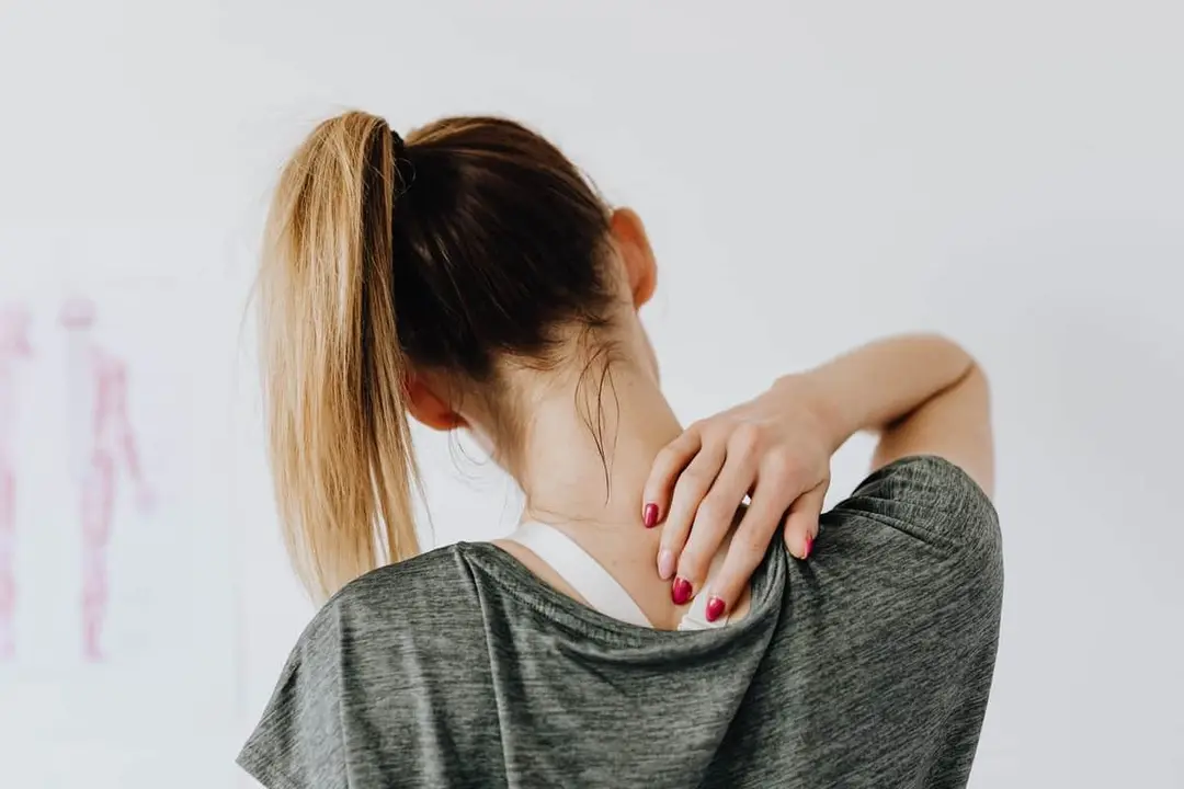Dolor muscular y articular: cómo ayudarte a tratarlo eficazmente. Pexels