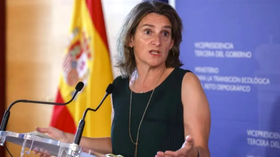 La vicepresidenta tercera y&nbsp;ministra para la Transición Ecológica y el Reto Demográfico, Teresa Ribera, en rueda de prensa tras la reunión con las comunidades autónomas