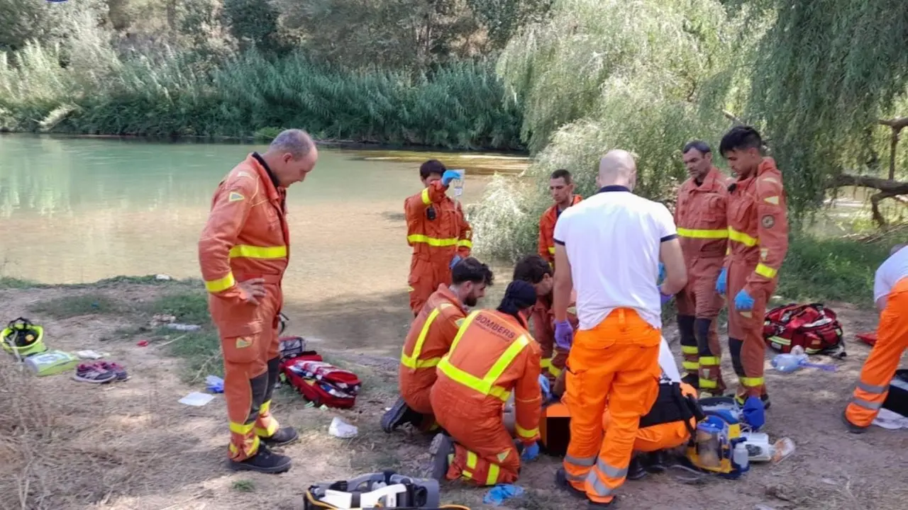 Muere ahogado un padre de 59 años y su hija es rescatada por bomberos en un río, geas, rescate, ahogamiento, pantano, embalse,&nbsp;