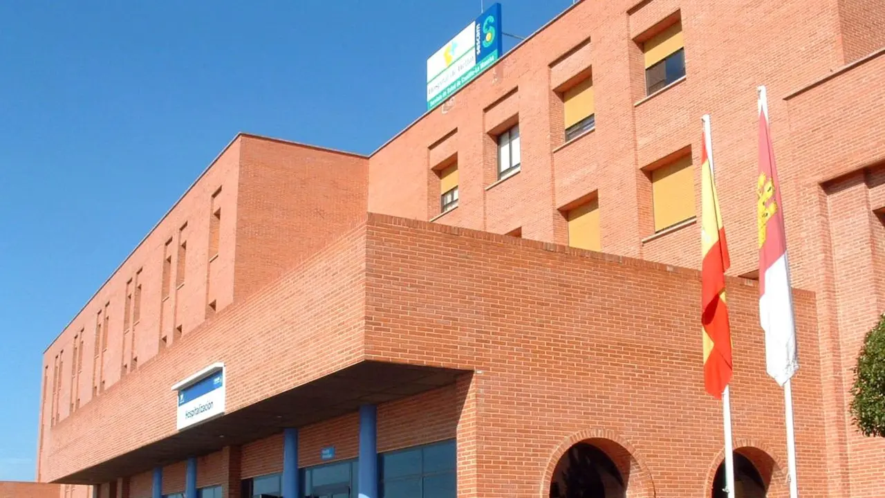 En la imagen de archivo el Hospital de Hellín (Albacete) donde ha sido trasladado el joven herido en el festejo taurino