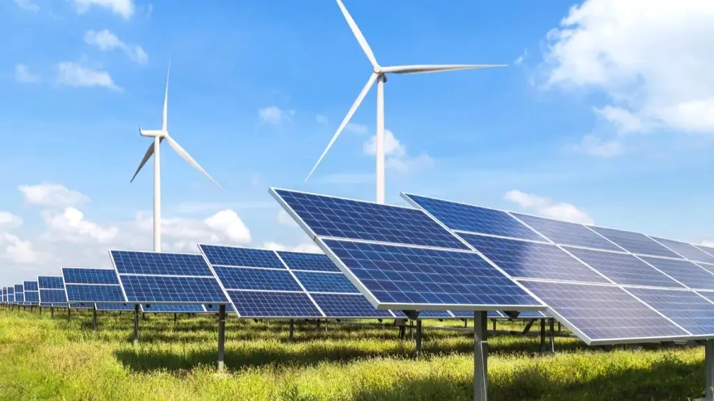 Castilla-La Mancha, la comunidad donde más potencia eólica se instaló en 2022, energía solar, placas solares, parque fotovoltaico, molinos de viento