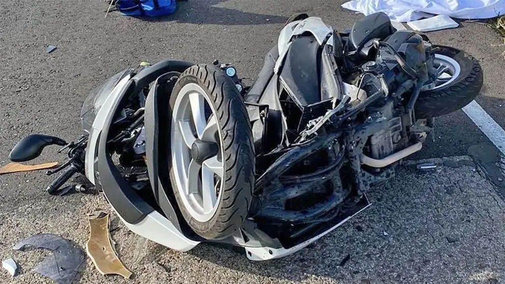 Dos jóvenes muertos al colisionar dos motocicletas en una carretera secundaria, motos, accidente de tráfico, motorista, 
