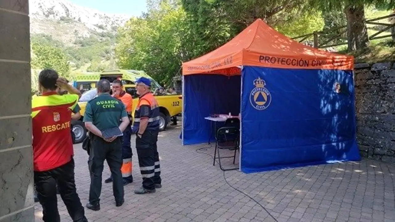 Muere un espeleólogo y otro resulta herido grave en el interior de una cueva, rescate, cadáver, accidente, búsqueda, desaparecido, desaparecida, dispositivo, emergencias, 