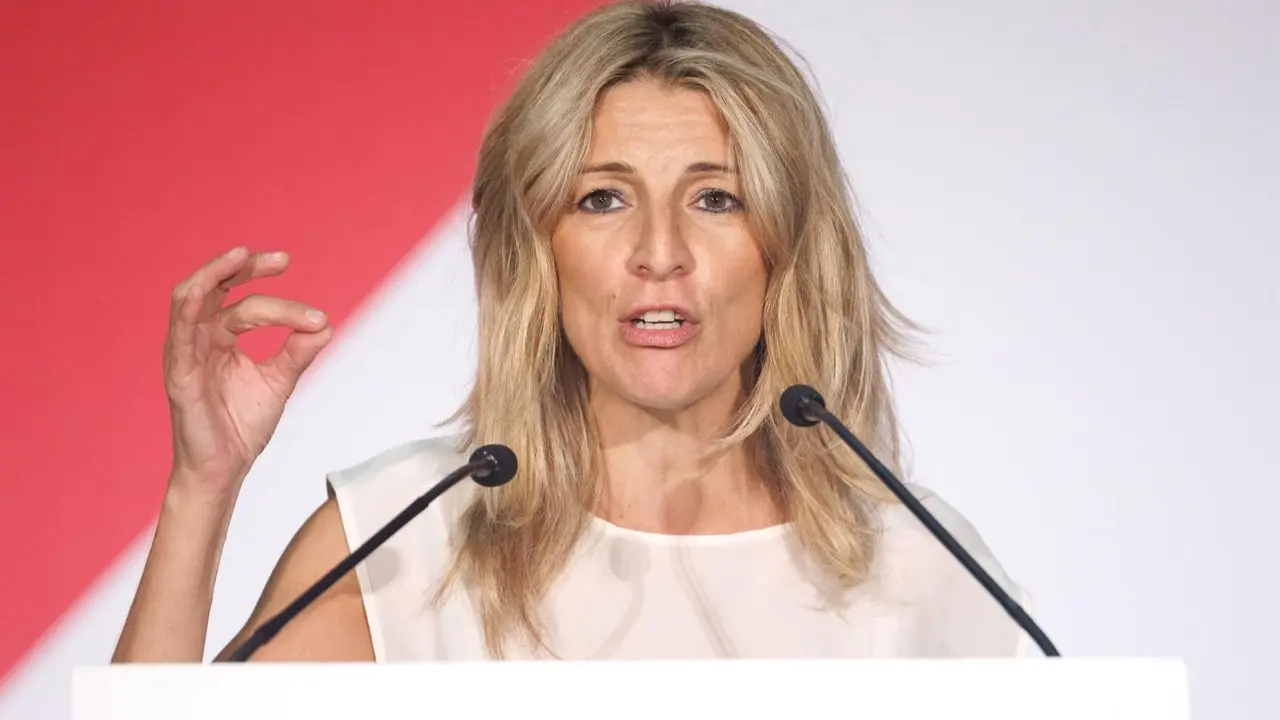 La vicepresidenta segunda, ministra de Trabajo y Economía Social y líder de Sumar, Yolanda Díaz, este domingo en un acto de precampaña electoral en Toledo - EP/Eduardo Parra