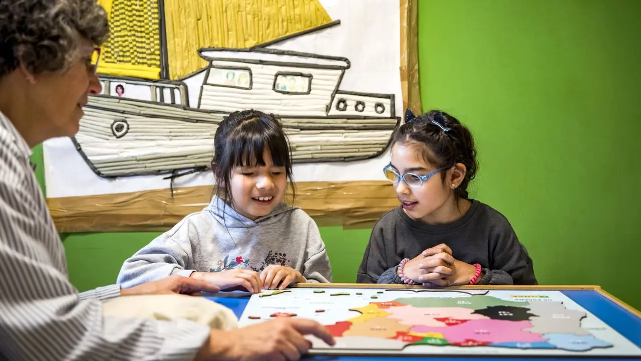Alumnos con discapacidad visual comienzan el curso en Castilla-La Mancha apoyados por la ONCE