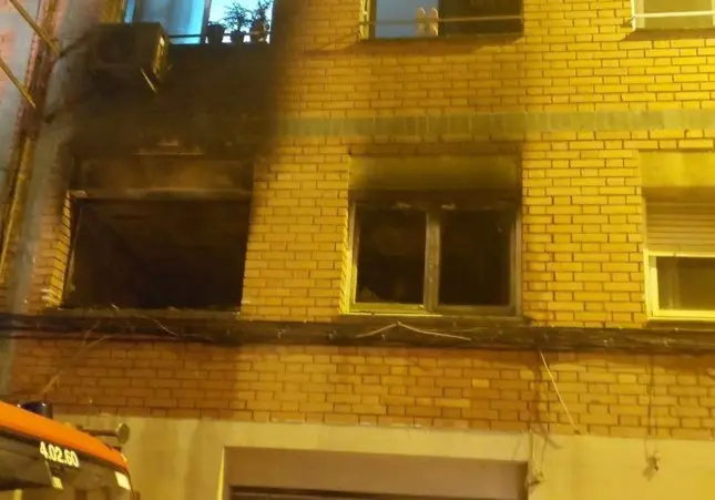 La explosión de un patinete provoca un incendio que mata a un bebé de 2 años