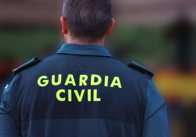 La historia se repite: Muere una mujer al ser atacada por dos perros peligrosos, agente, Guardia Civil,