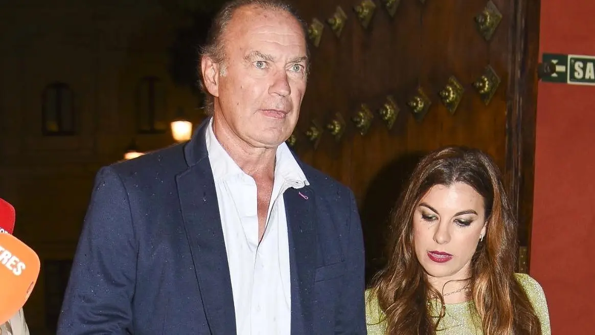 La presunta amante de Bertín Osborne, desesperada, le pide que "pare esta locura" y él actúa