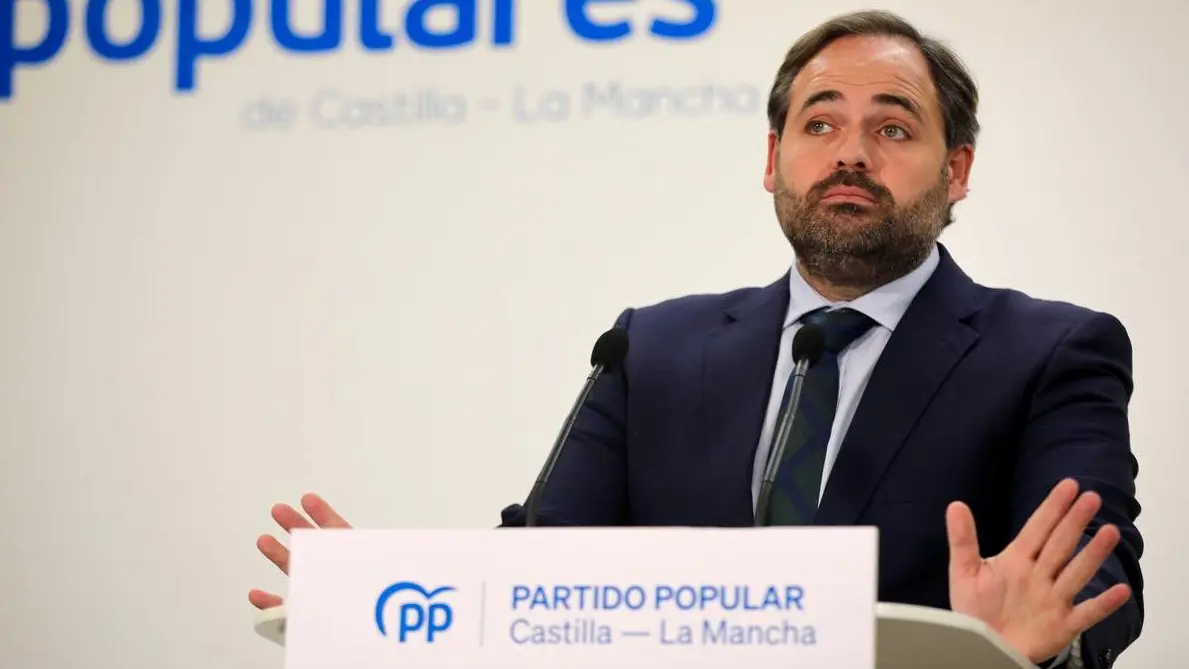 El presidente del PP de Catilla-La Mancha, Paco Núñez, durante la rueda de prensa que ha ofrecido en la sede de los 'populares' en Toledo