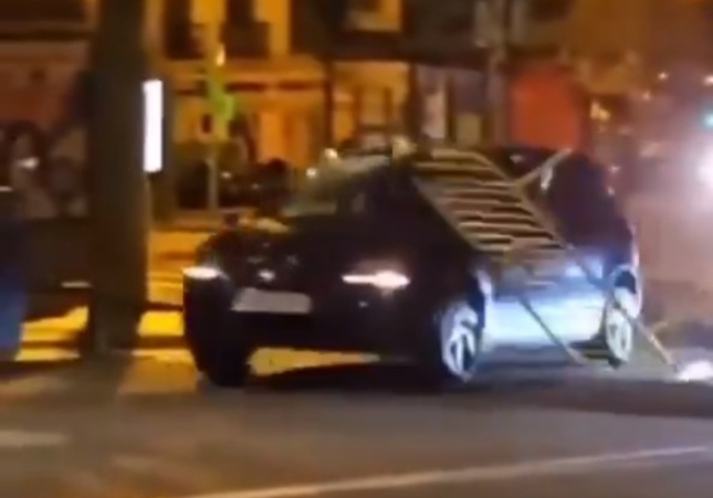 VIDEO. Brutal atropello en una calle como venganza tras una pelea en una discoteca