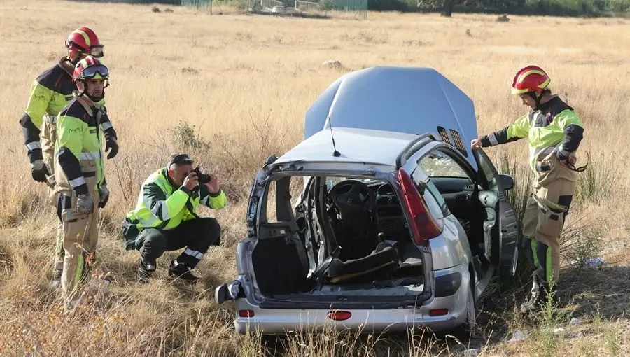 accidente de tráfico, choque, colisión, salirse de la vía, salida de vía,