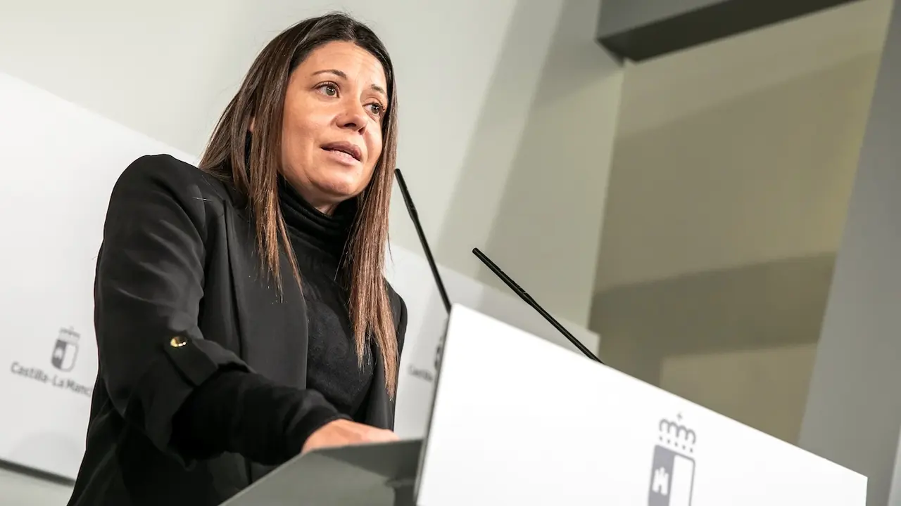 La consejera de Bienestar Social de Castilla-La Mancha, Bárbara García Torijano, ha informado en rueda de prensa de asuntos de su departamento abordados en el Consejo de Gobierno