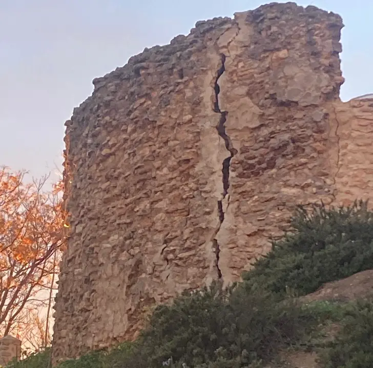 La Guardia (Toledo) pide a Gobierno y Junta eviten el derrumbe del Torreón del Castillo