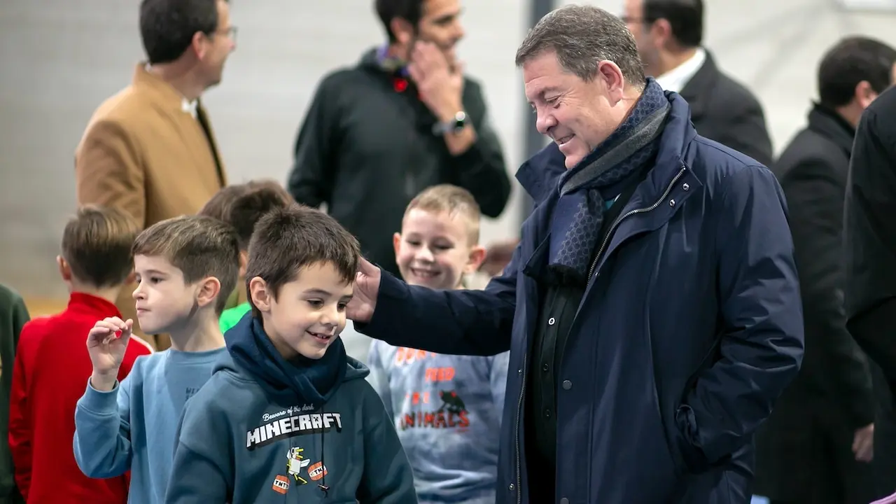 Emiliano García-Page celebra el primer aniversario de la Ley de Atención y Protección a la Infancia