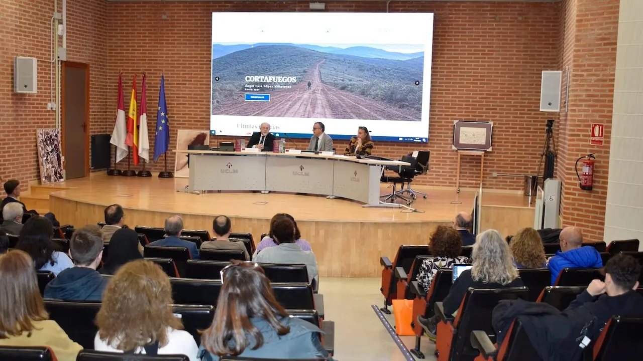 La UCLM acoge una jornada sobre la aportación del mercado de la uva a la economía