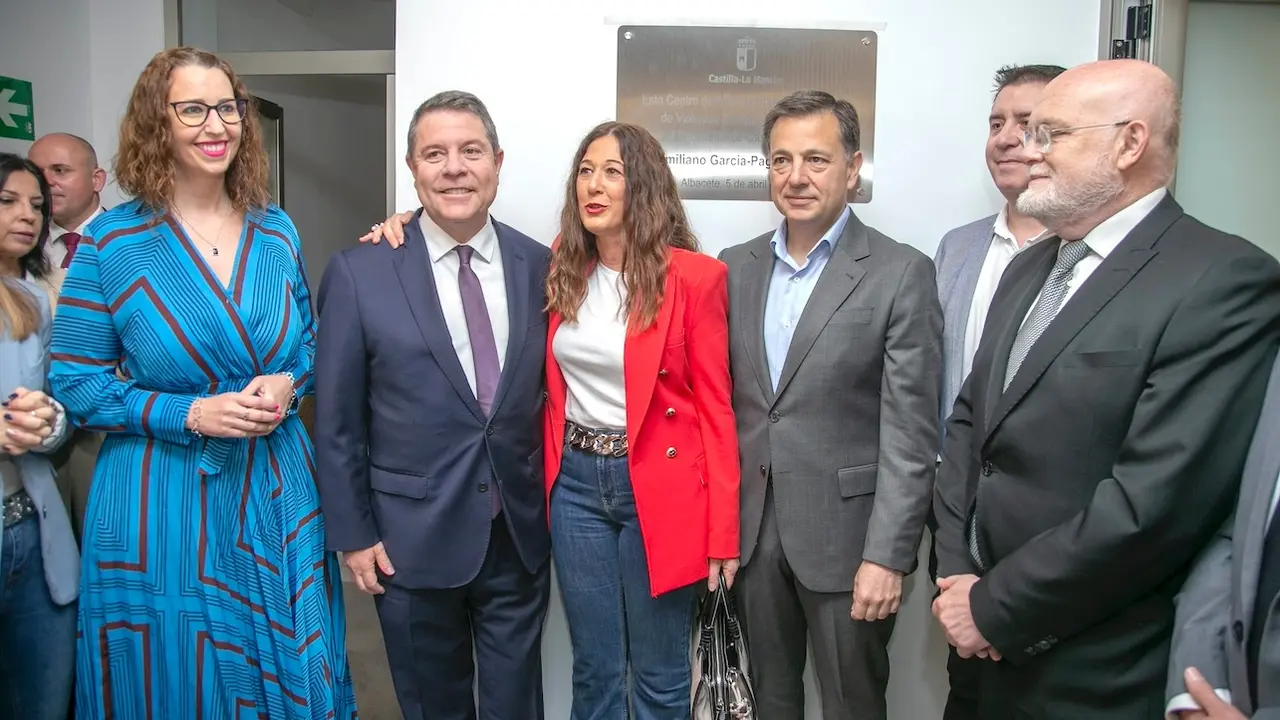 El presidente de Castilla-La Mancha, Emiliano García-Page, ha inaugurado, en Albacete, el nuevo Centro de Atención Integral a Víctimas de Agresiones Sexuales de esta provincia