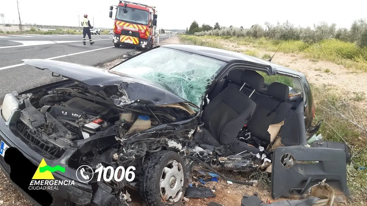 Cinco heridos, dos de ellos menores, tras la colisión de dos coches en Herencia (Ciudad Real)