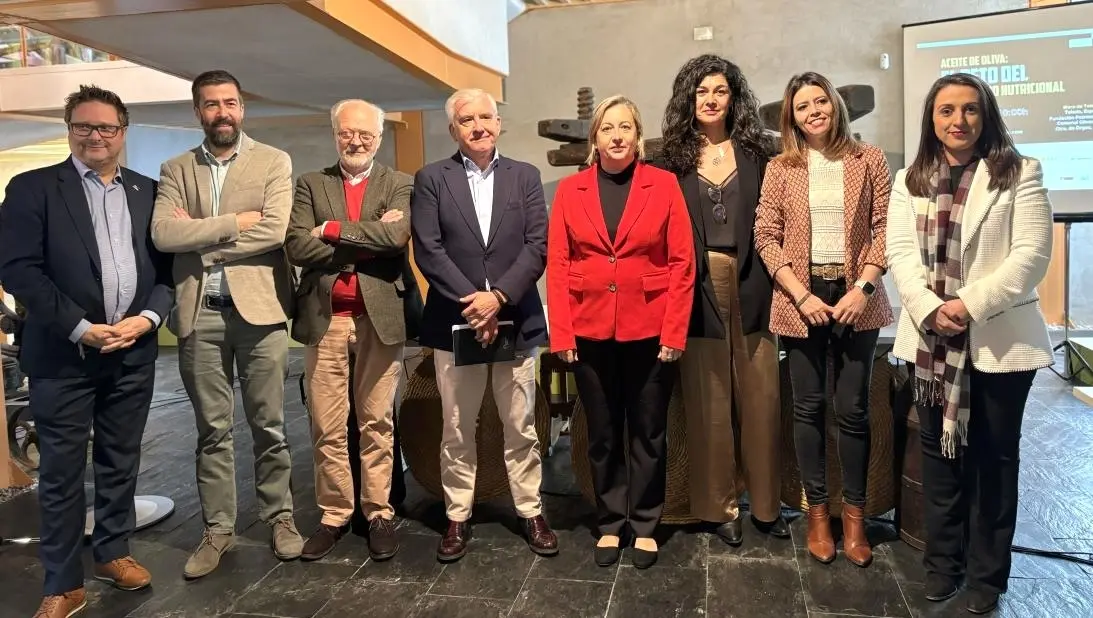La directora general de Producción Agroalimentaria y Cooperativas, Elena Escobar, en la jornada 'Aceite de oliva: el reto del etiquetado nutricional'
