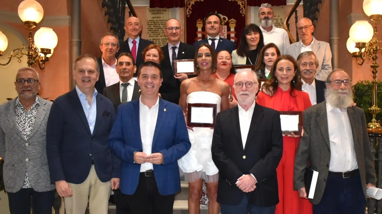 Entregados los premios 'Albacetenses Distinguidos' y 'Albacete Siempre'