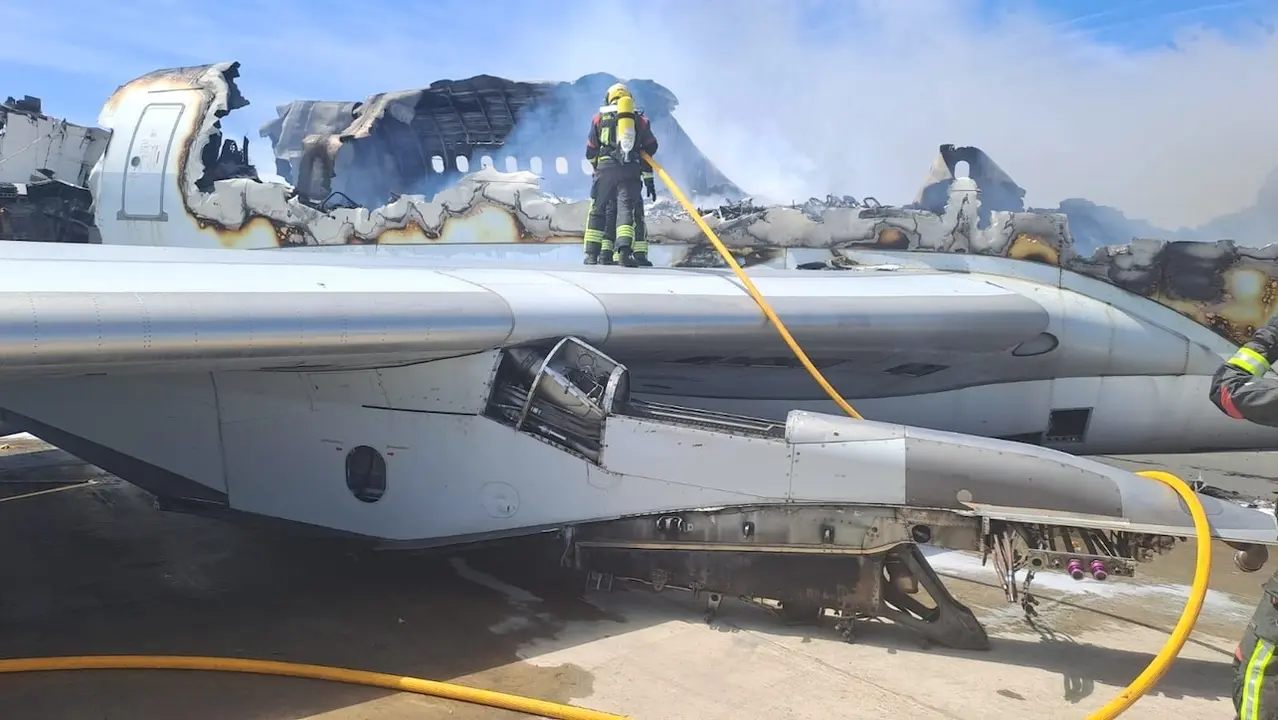 Extinguido un incendio en la cola de un Airbus en el aeropuerto de Ciudad Real