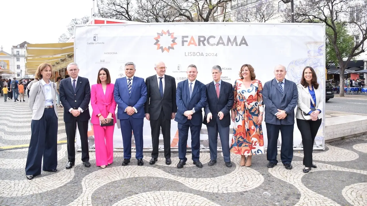 El presidente de Castilla-La Mancha, Emiliano García-Page, ha inaugurado en Lisboa, la Feria Farcama Primavera Lisboa 2024