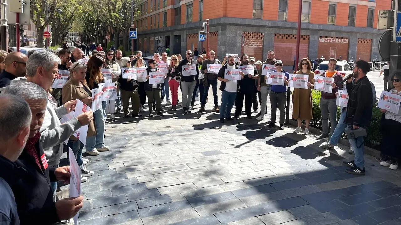 CCOO recuerda al trabajador fallecido, el tercero en lo que va de 2024 en Guadalajara