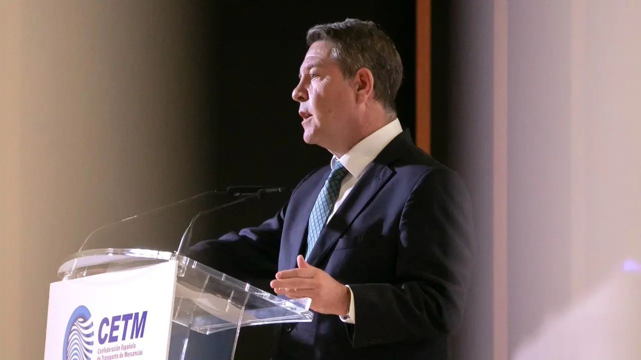 El presidente de Castilla-La Mancha, Emiliano García-Page, ha asistido al 19º Congreso Nacional de Empresarios del Transporte de Mercancías que se celebra en Ciudad Real