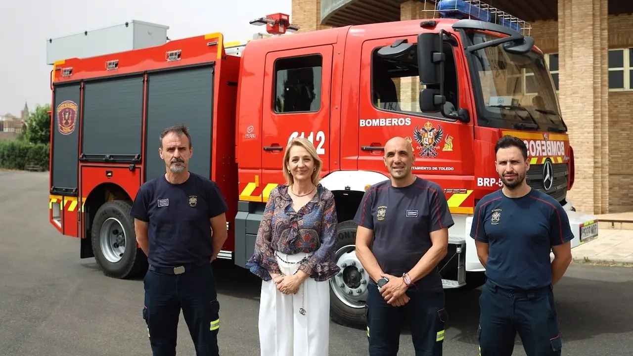 Los bomberos de Toledo incorporan un camión para actuar en incendios industriales