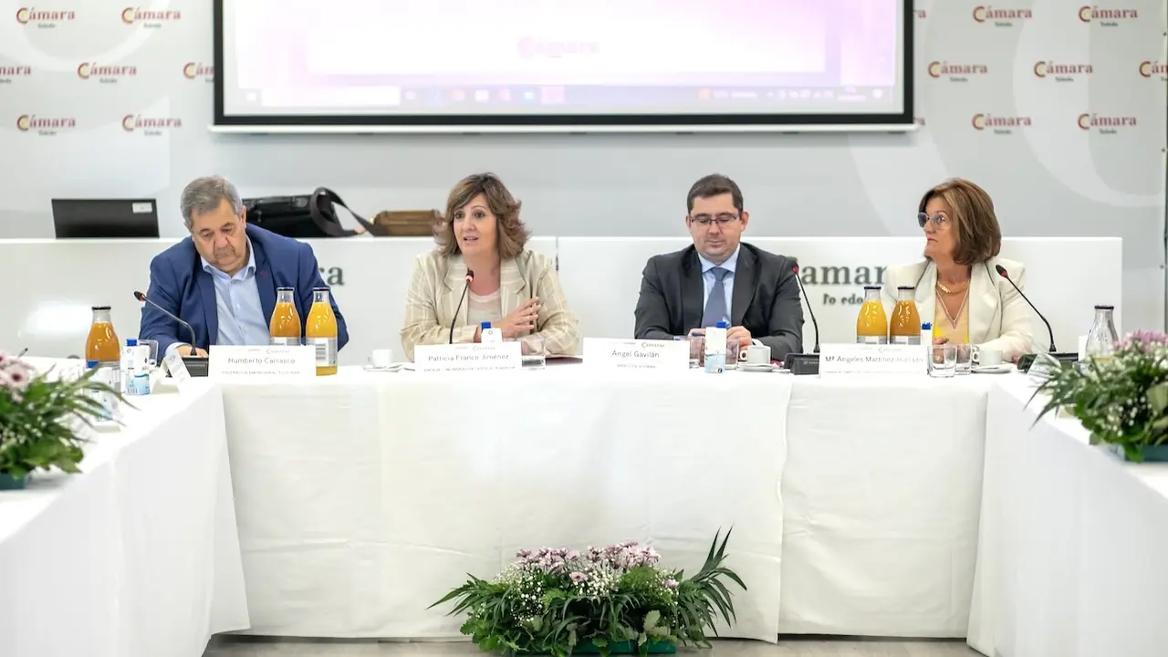 La consejera de Economía, Empresas y Empleo, Patricia Franco, participa en el desayuno empresarial de la Cámara de Comercio de Toledo y el Banco de España en la sede del organismo cameral de Toledo