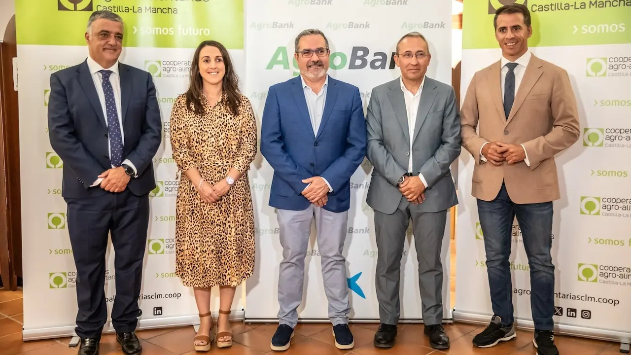 El director general de Desarrollo Rural, José Juan Fernández, participa en la inauguración del VIII Campus Jóvenes Cooperativistas de Castilla-La Mancha de Cooperativas Agroalimentarias, en el Castillo de San Servando de Toledo
