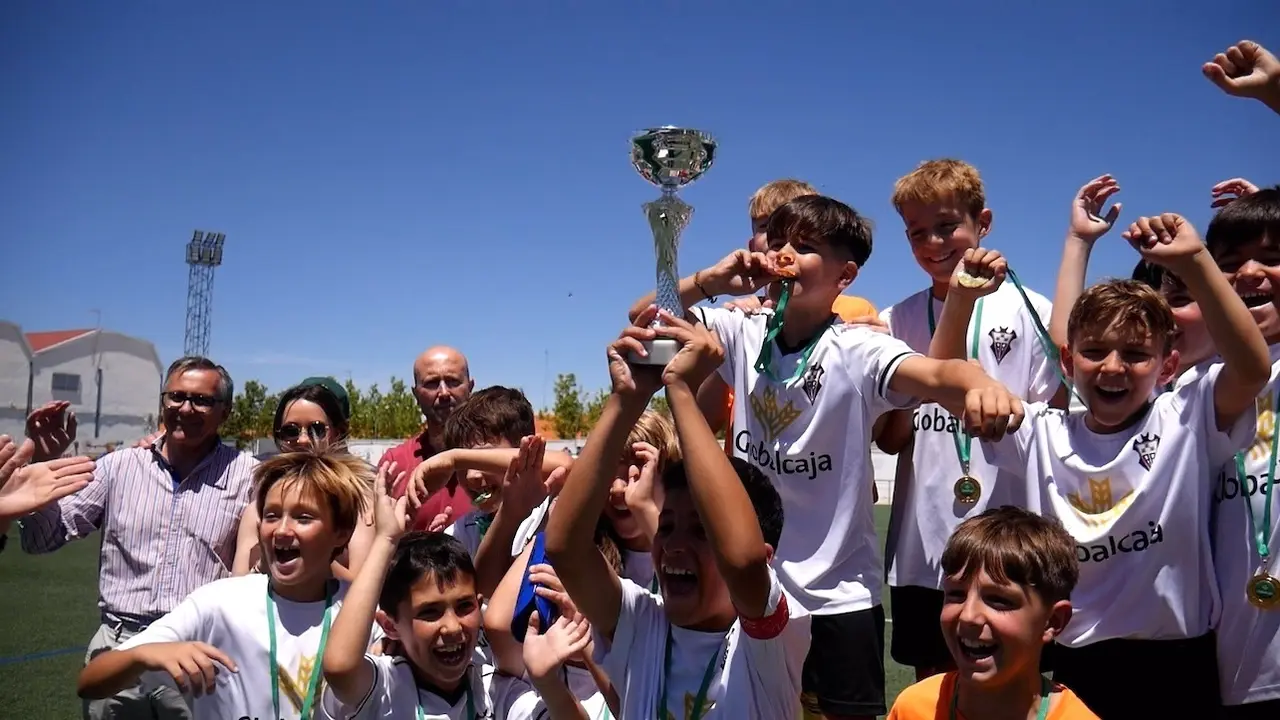 Fundación Albacete Ajusa se impone en la final benjamín de fútbol al Almagreño