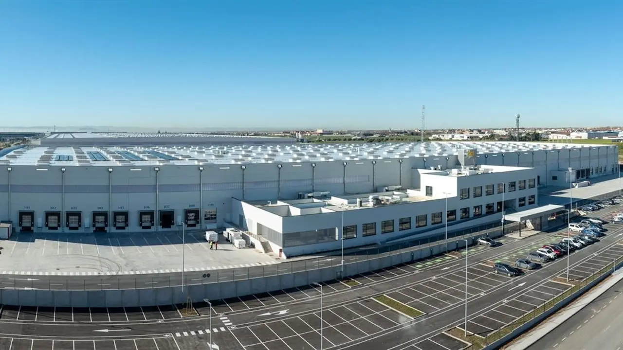 Tendam invierte 25 millones en un nuevo centro logístico omnicanal en Illescas (Toledo)