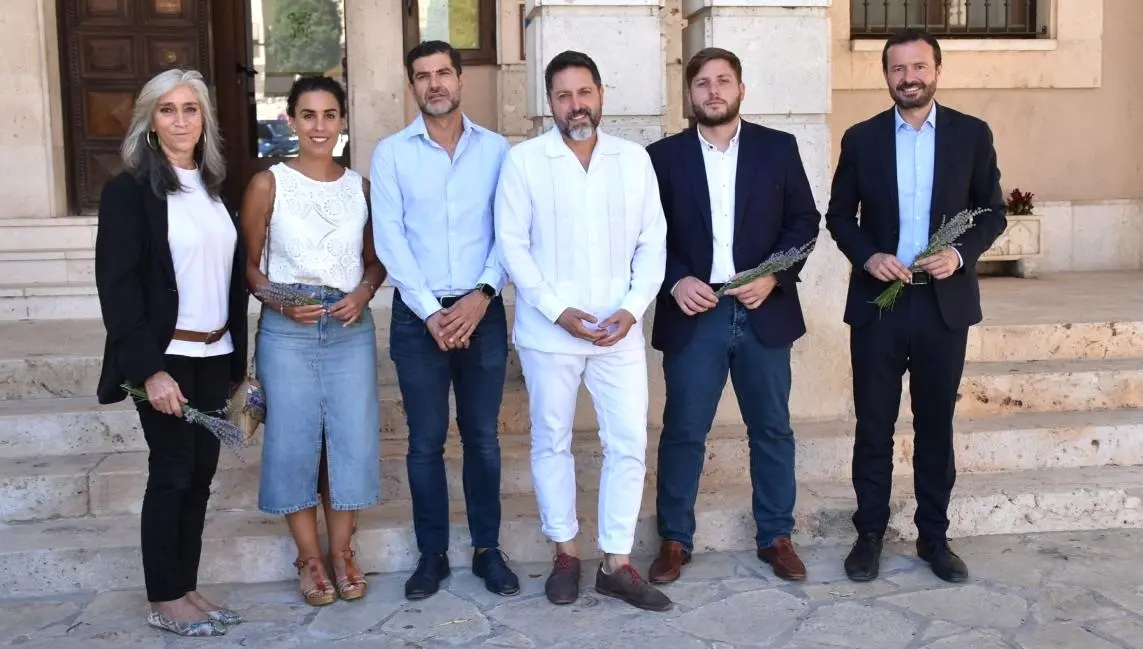 El consejero de Fomento de Castilla-La Mancha, Nacho Hernando, durante la visita que ha realizado a la localidad de Brihuega (Guadalajara)
