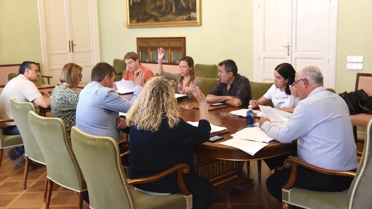 En la imagen un instante de la reunión de la Junta de Gobierno de la Diputación de Guadalajara