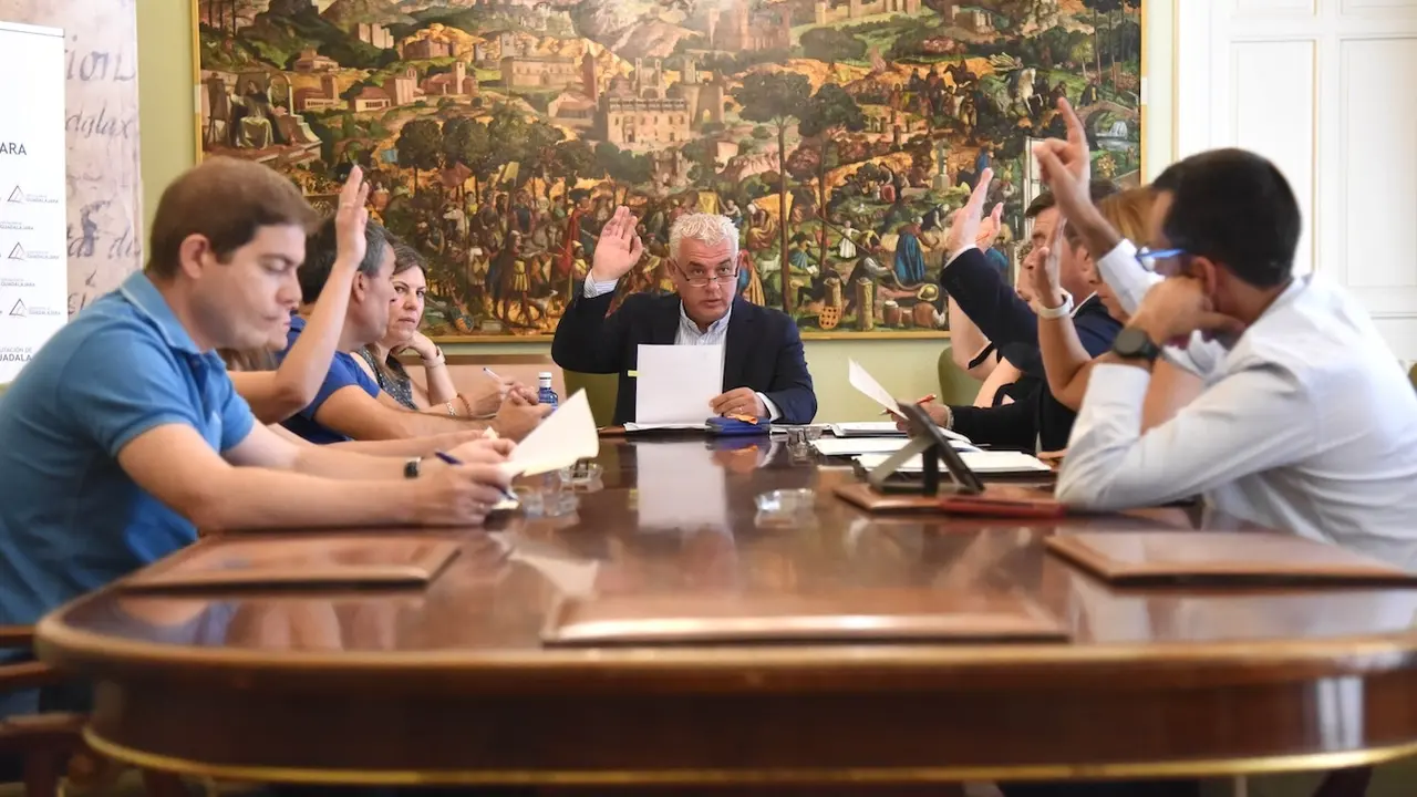 Aprobada la ampliación del puente sobre el Henares en la carretera de Albolleque