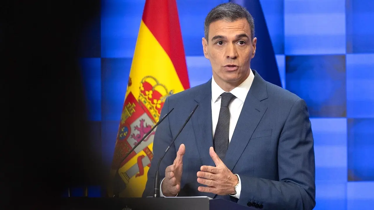 El presidente del Gobierno, Pedro Sánchez, comparece para hacer balance del curso político, en el Complejo de la Moncloa - EP/Eduardo Parra