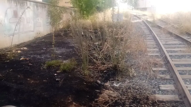Un fuego en el barrio conquense de Casablanca aviva el temor vecinal a incendios