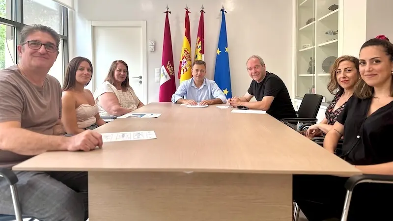 El Ayuntamiento de Albacete tiende la mano a Fersomancha para avanzar en materia de accesibilidad
