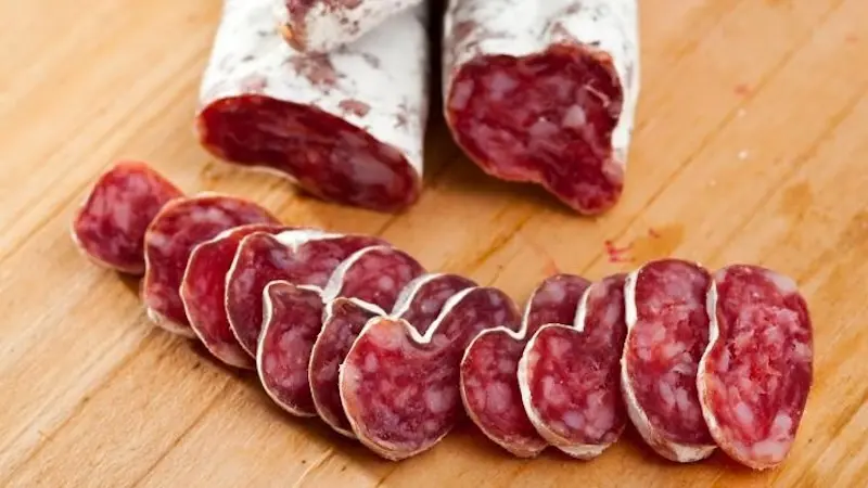 Detectan salmonella en un lote de "fuet" distribuido en siete comunidades autónomas