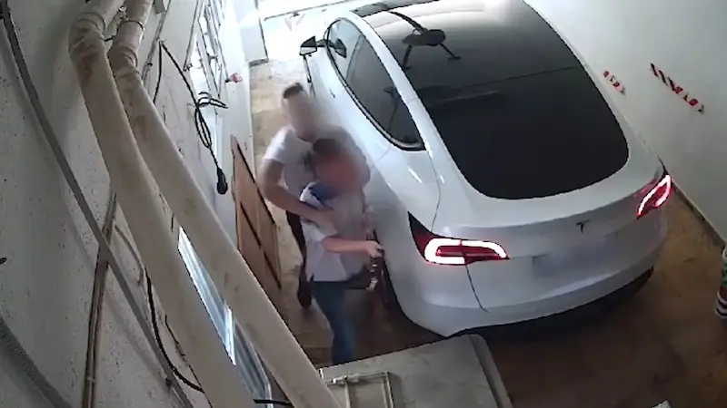 Tres detenidos por robar 3.000 euros en una casa en Seseña (Toledo) tras pegar a la dueña