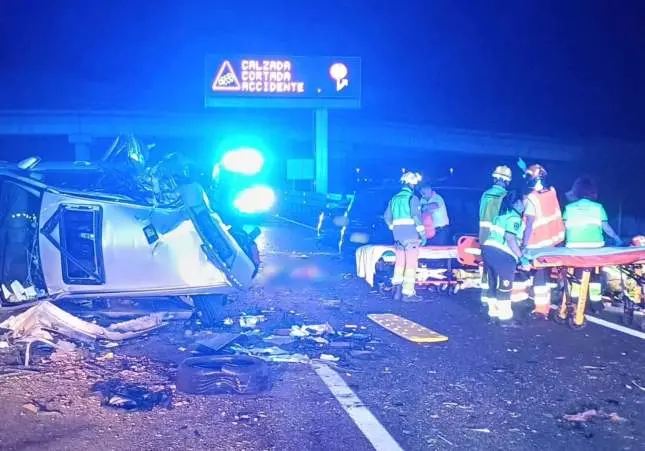 Muere un chico de 15 años en un grave accidente con 14 heridos, algunos menores