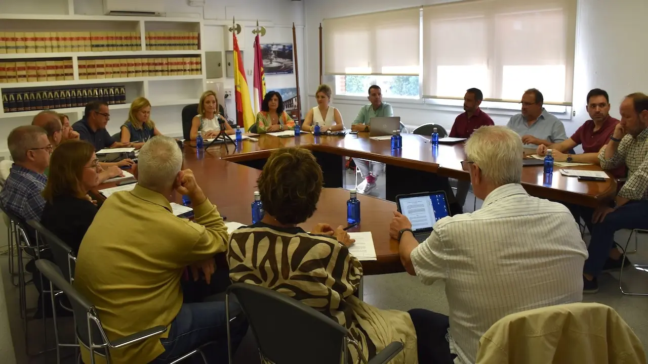 En la imagen un instante de la reunión de la Comisión Provincial de Ordenación del Territorio y Urbanismo de Cuenca
