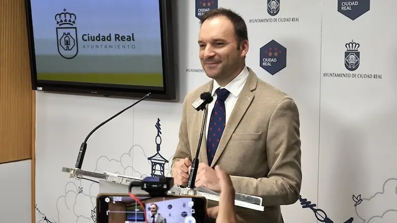 El portavoz del equipo de Gobierno de Ciudad Real, Guillermo Arroyo, ha informado en rueda de prensa de los asuntos de la Junta de Gobierno Local